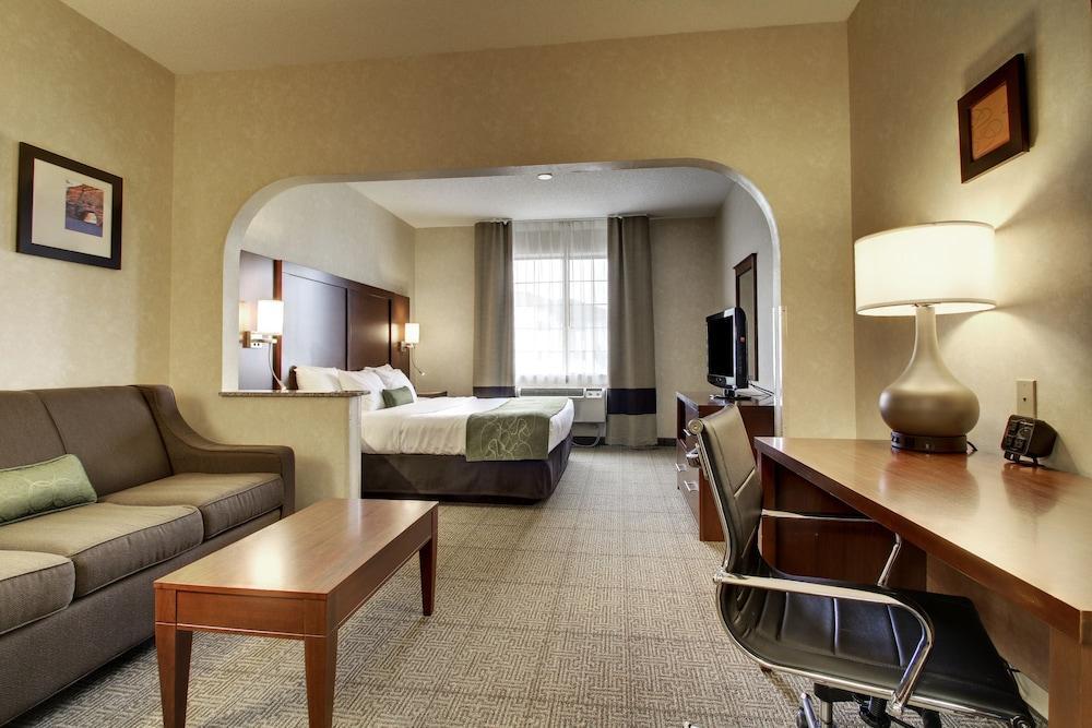 קאסל רוק Comfort Suites מראה חיצוני תמונה