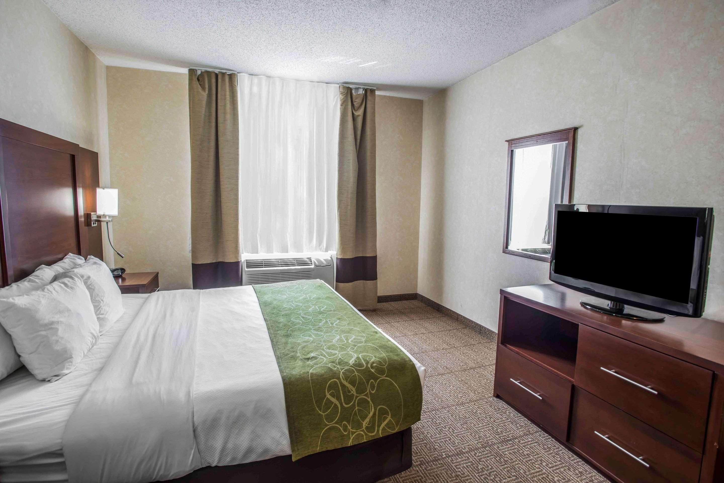 קאסל רוק Comfort Suites מראה חיצוני תמונה