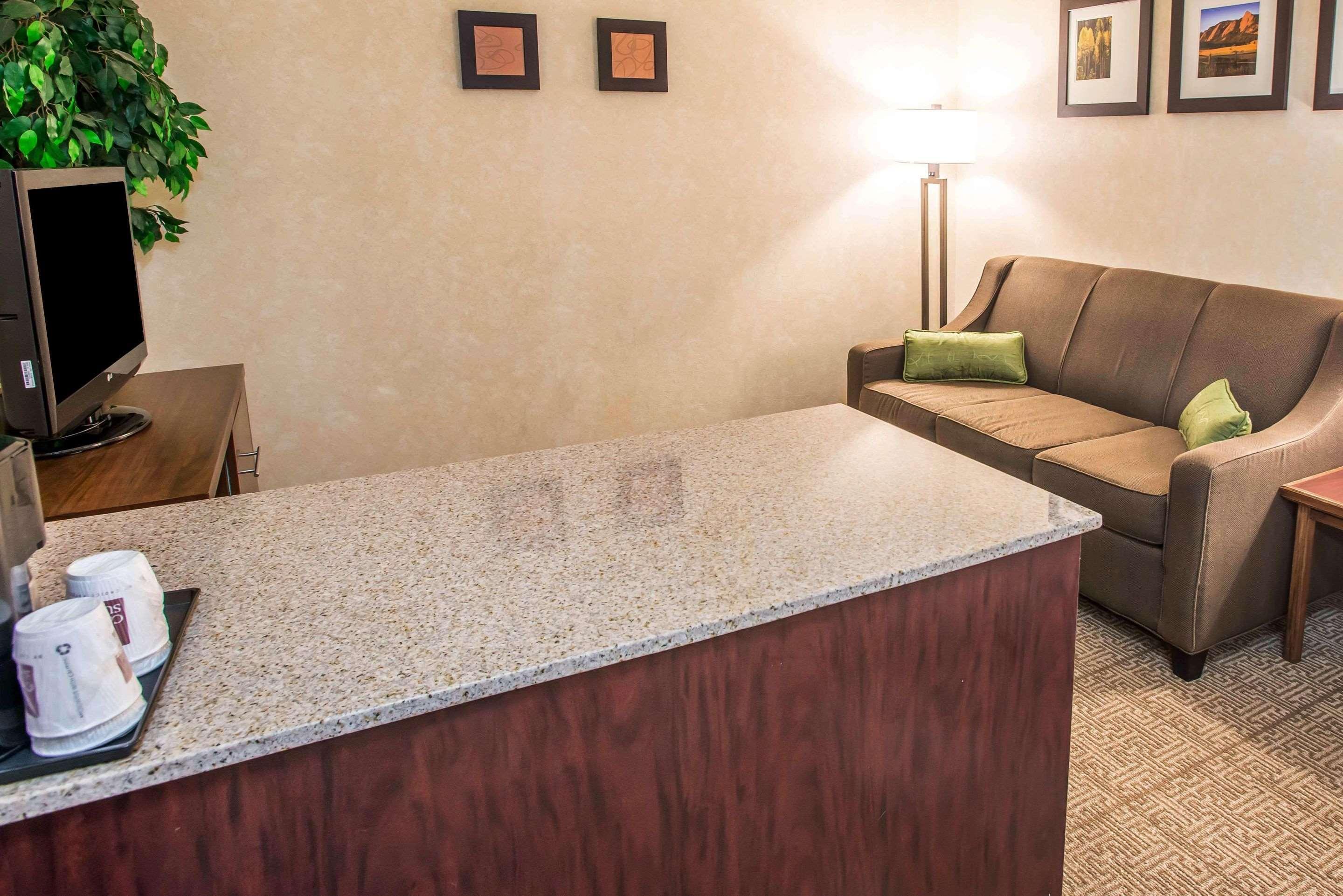 קאסל רוק Comfort Suites מראה חיצוני תמונה