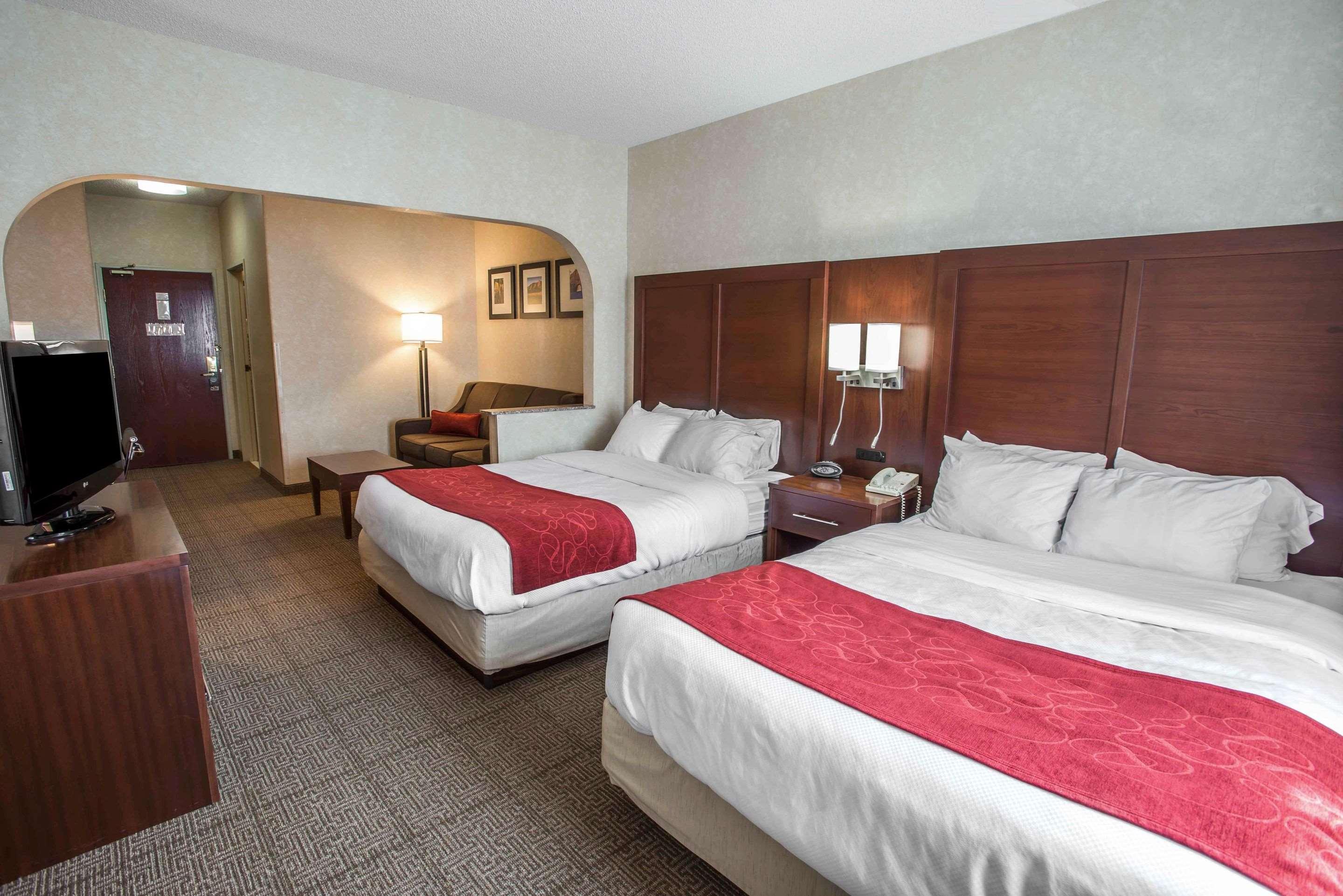 קאסל רוק Comfort Suites מראה חיצוני תמונה