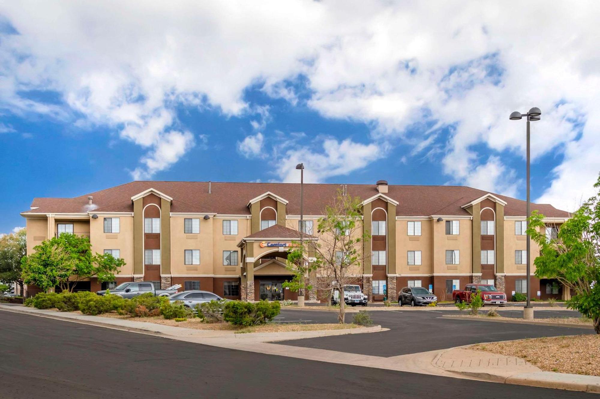 קאסל רוק Comfort Suites מראה חיצוני תמונה