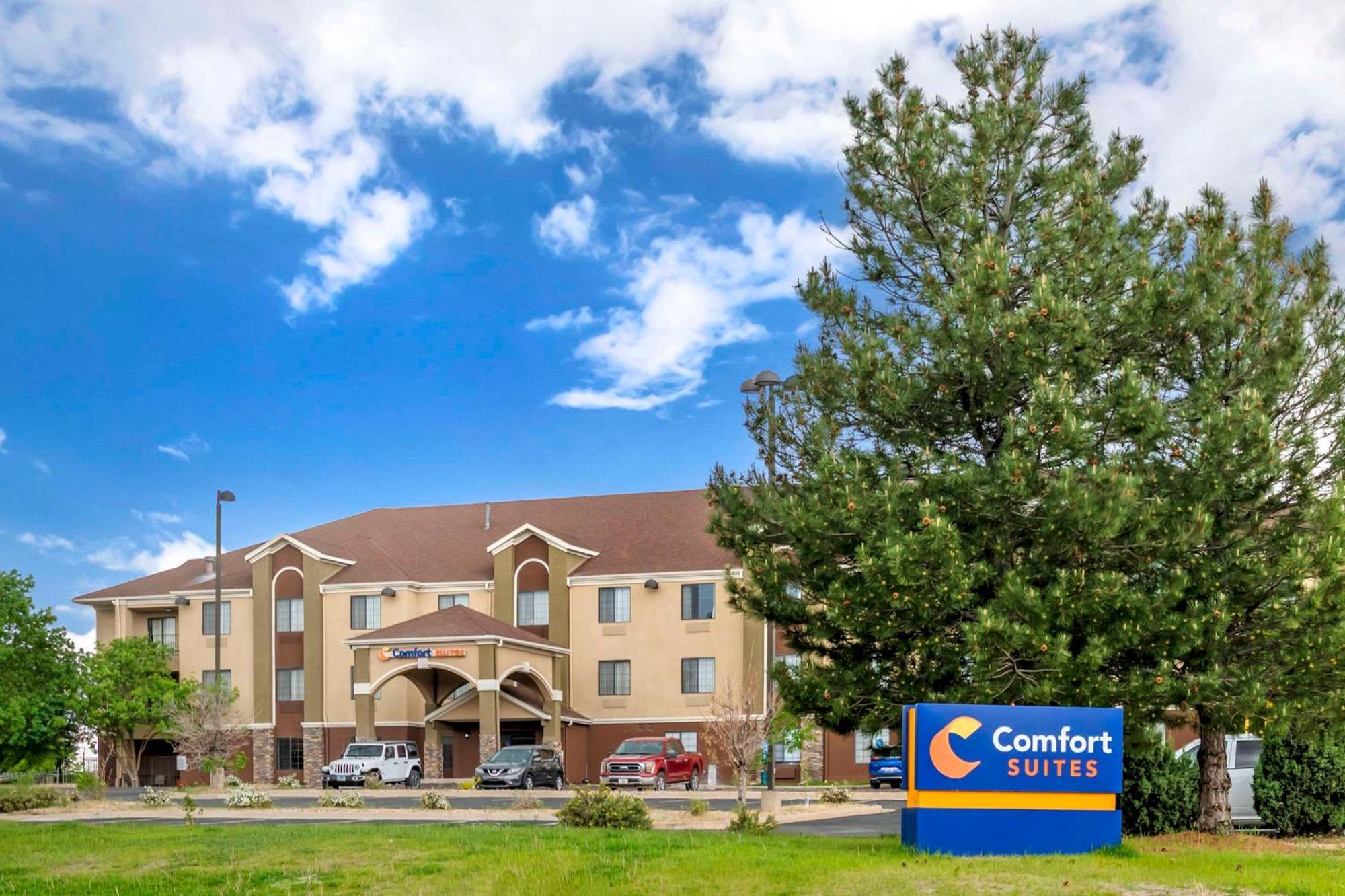 קאסל רוק Comfort Suites מראה חיצוני תמונה